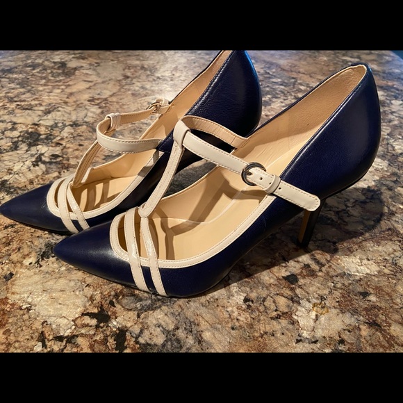 Retro Nine West navy heels - Picture 4 of 6